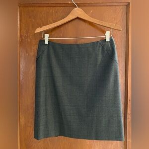 Banana Republic classic straight skirt.